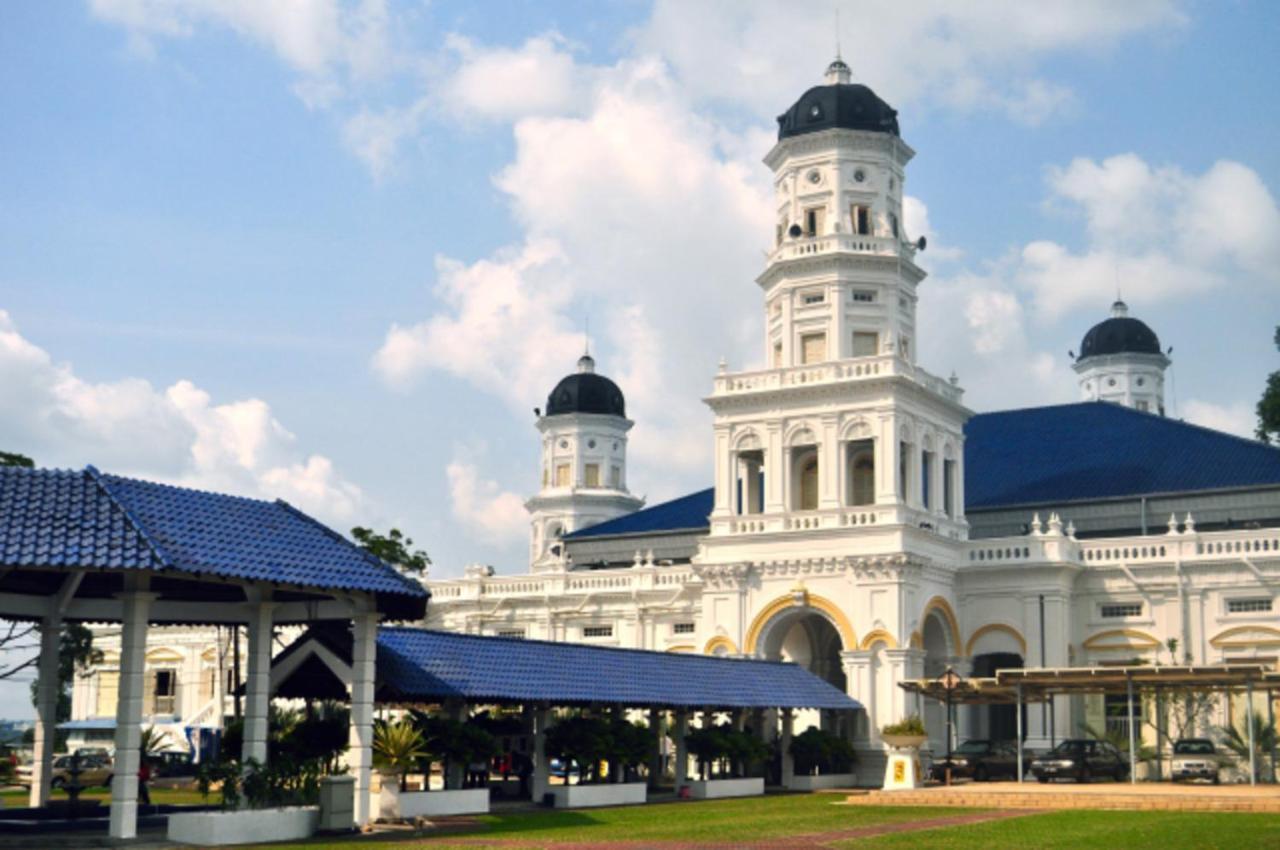 Forest City Golf Hotel Nusajaya  Exterior photo